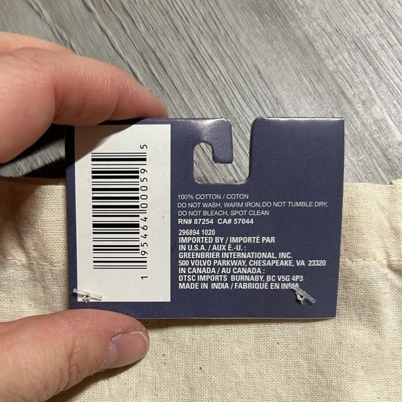 Pugs & Kisses 100% Cotton Tote with Pug Mugs Good Pugs Gone Bad Book NEW - Picture 9 of 9